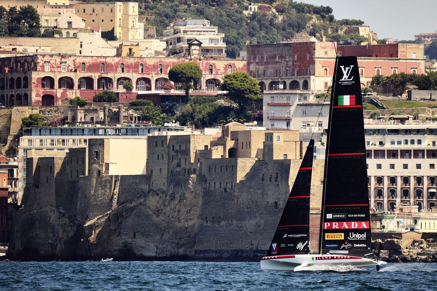 America's Cup 2027: Nápoles recebe a decisão e organização define o formato da disputa
